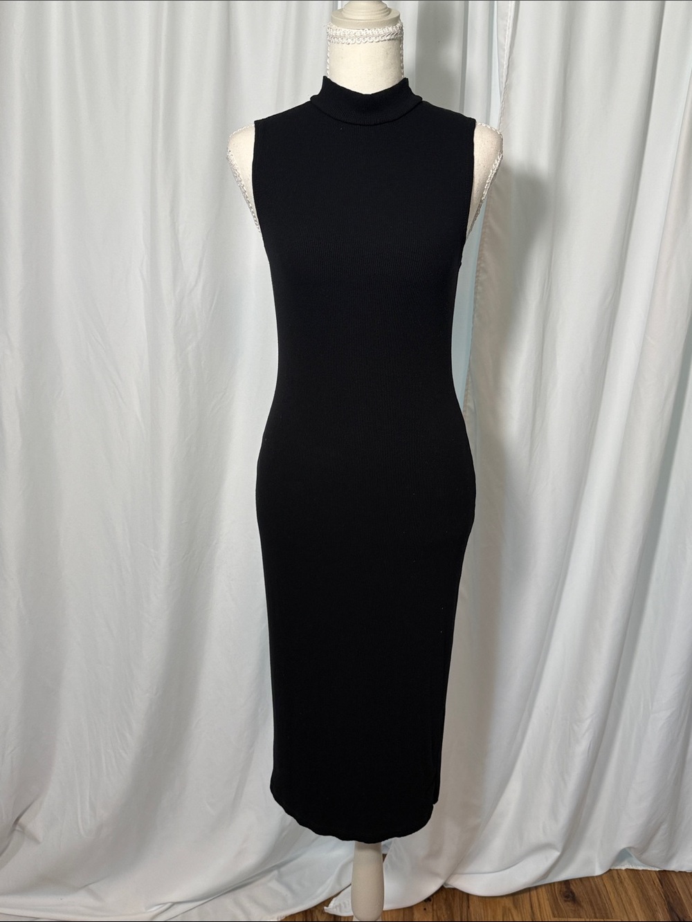 Sleeveless Mock-Neck Black Midi Dress